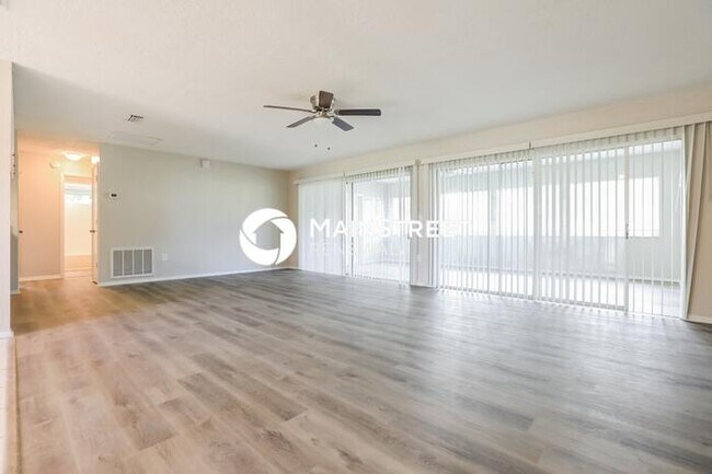 Foto del edificio - 3 Bedroom Pet-Friendly Home in VENICE, FL with Main Street Renewal