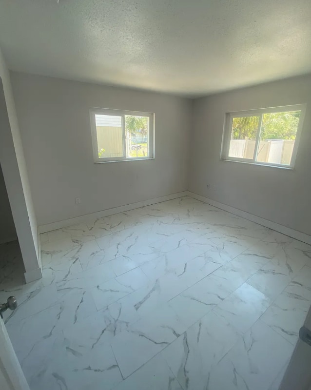 Building Photo - 4484 Parmely St