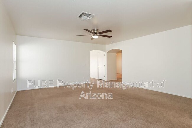 Foto del edificio - 4317 N 111th Ln