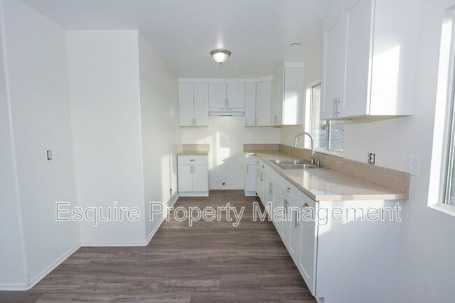 Building Photo - 58 Comstock Dr