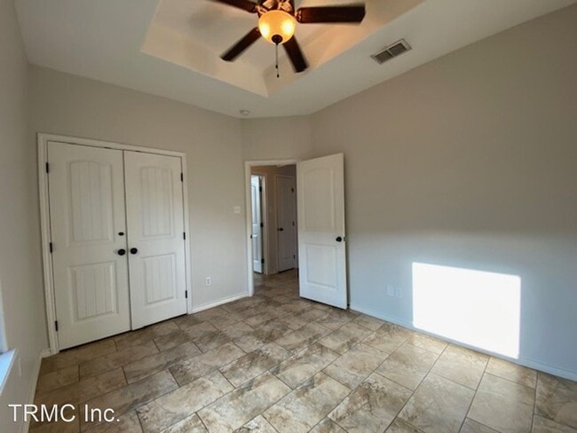 Building Photo - 3 br, 2 bath House - 2561 DATE PALM DR.