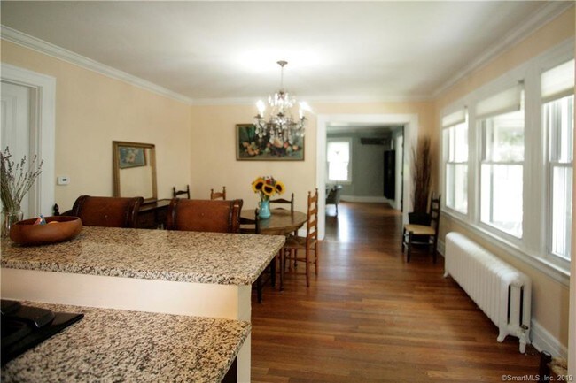Foto del edificio - 1078 Whitney Ave