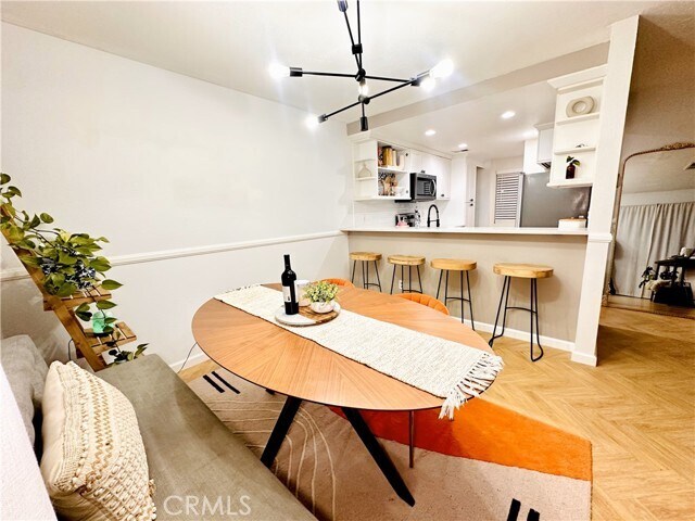 Foto principal - 3703 Yale Dr