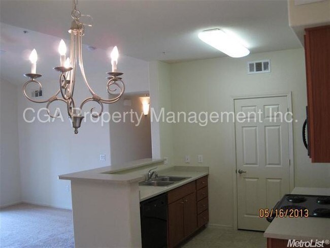 Building Photo - 1251 Whitney Ranch Pky