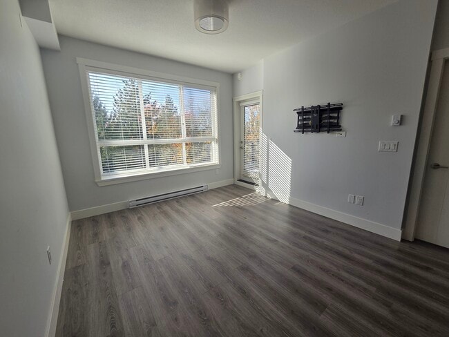 Photo du bâtiment - 5485 Brydon Cres