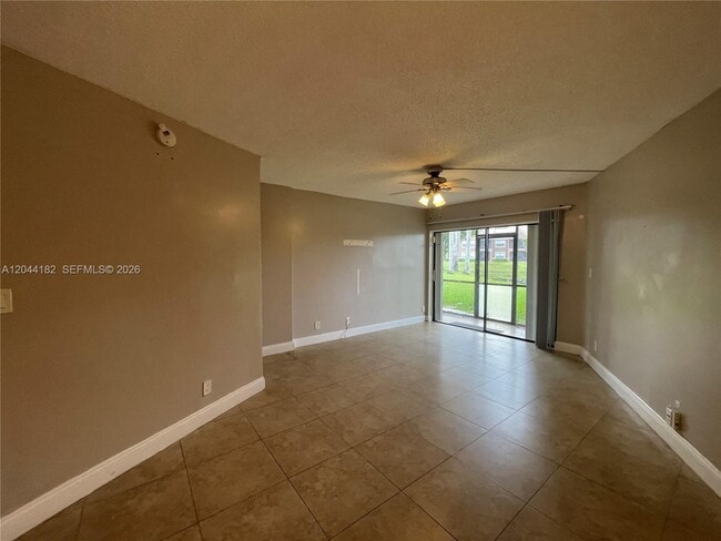 Foto del edificio - 9044 NW 28th Dr