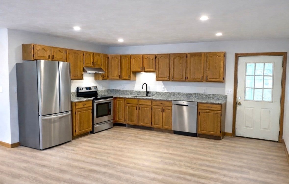Photo - 28 South Ave (Attleboro, MA)