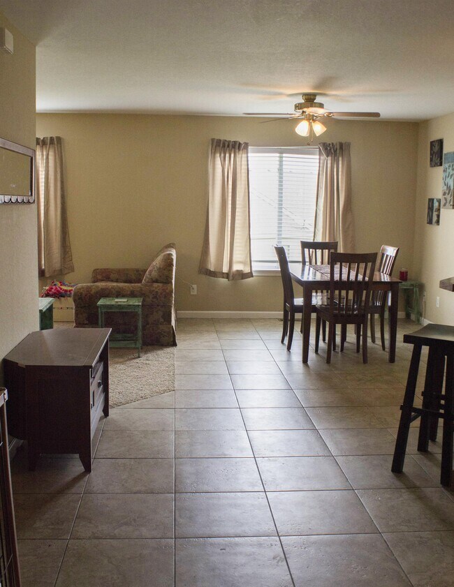 Building Photo - 2510 Butterfield Ct