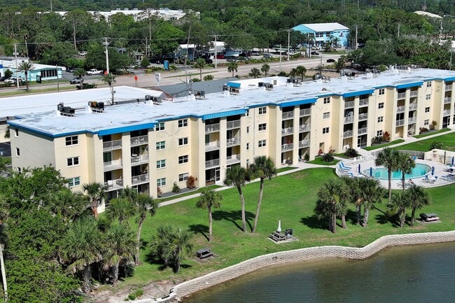 Foto del edificio - 3131 S Ridgewood Ave