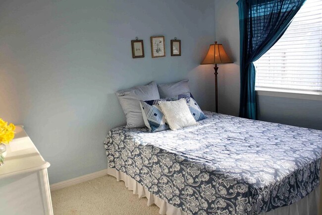 Foto del edificio - 4324 Brookshire Cir