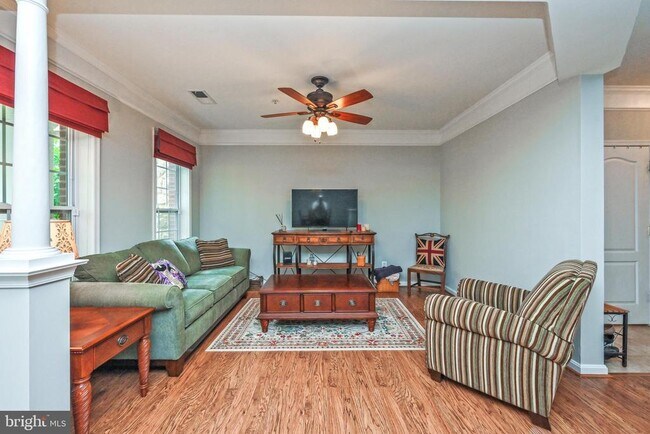 Foto del edificio - 41953 Blue Flag Terrace