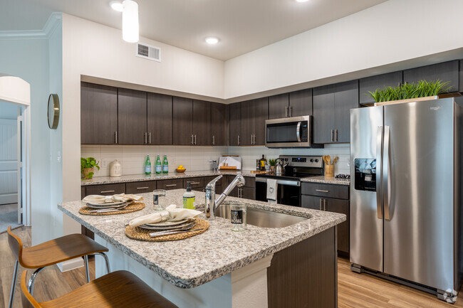 Avery Oaks - Apartments in Austin, TX | Apartments.com