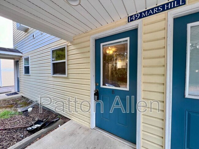 Building Photo - 157 Citadel Dr