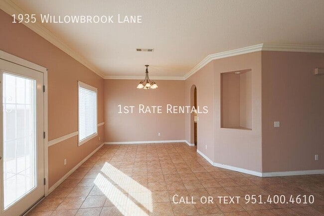 Foto del edificio - 1935 Willowbrook Ln