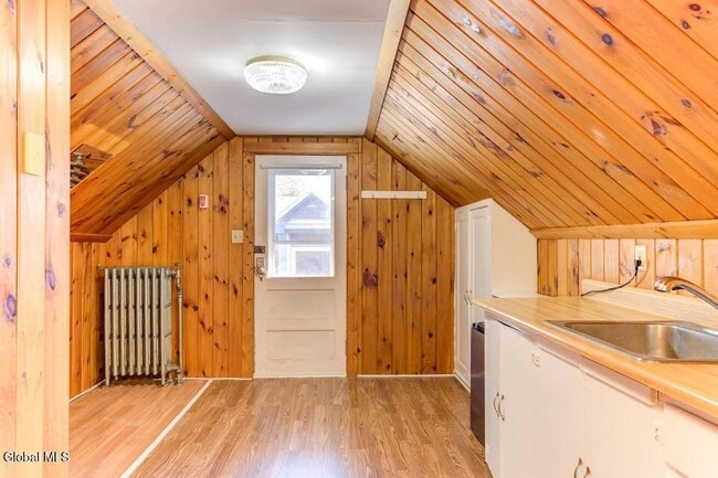 Building Photo - 1346 Van Antwerp Rd