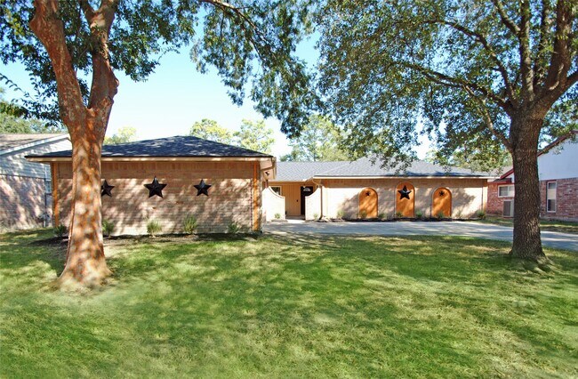 Foto del edificio - 12502 Aste Ln