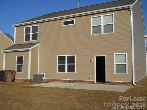 Foto del edificio - 1008 Perennial Ln