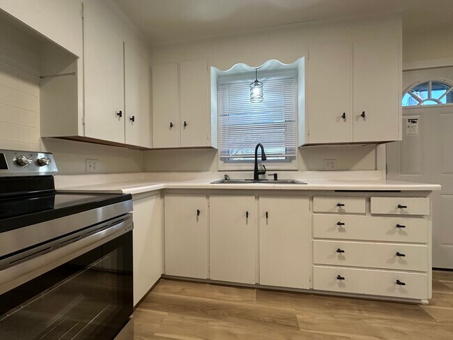 Fregadero de cocina - 5317 N 45th St