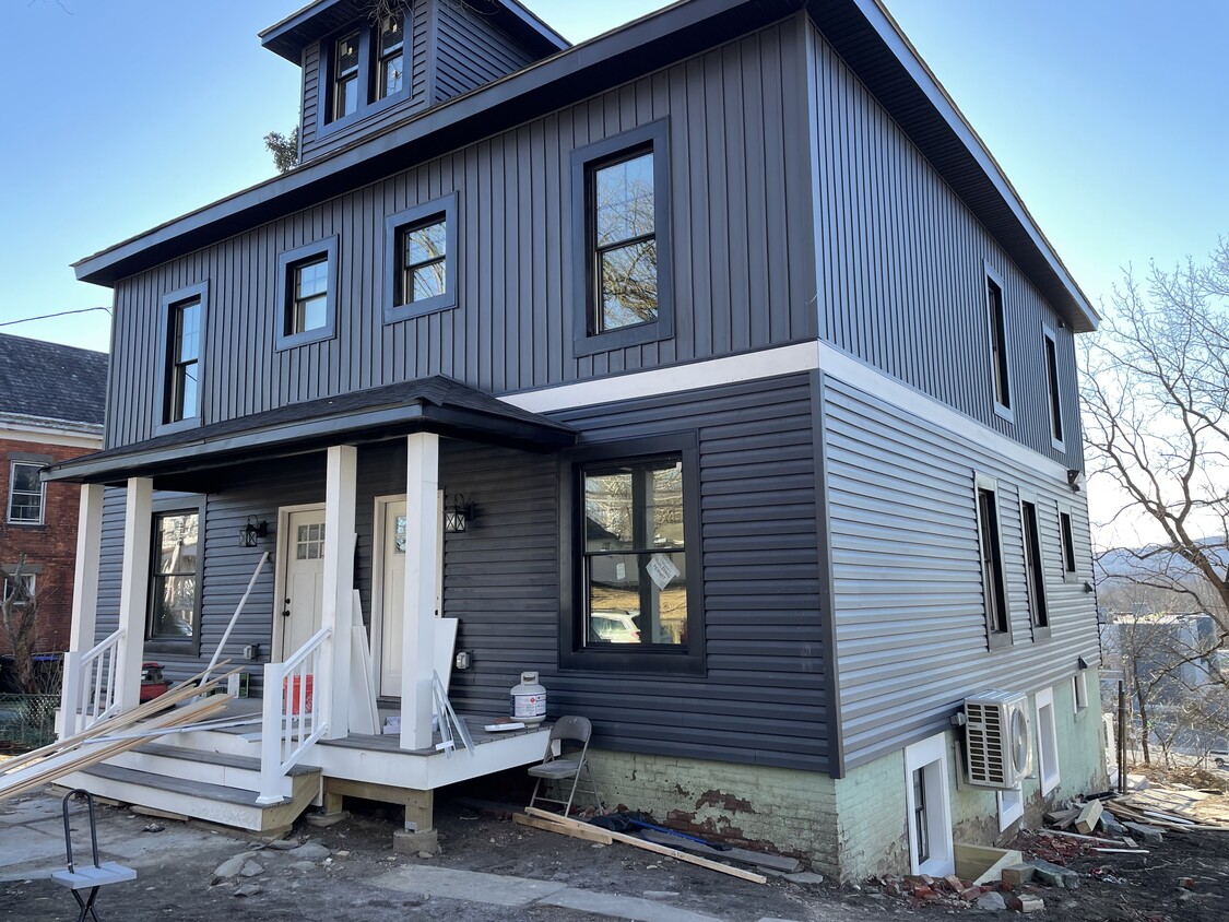 Stylish board & batten for a modern farmhouse look - 172 N Clinton St