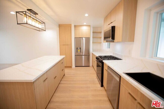 Foto del edificio - 12211 Tiara St