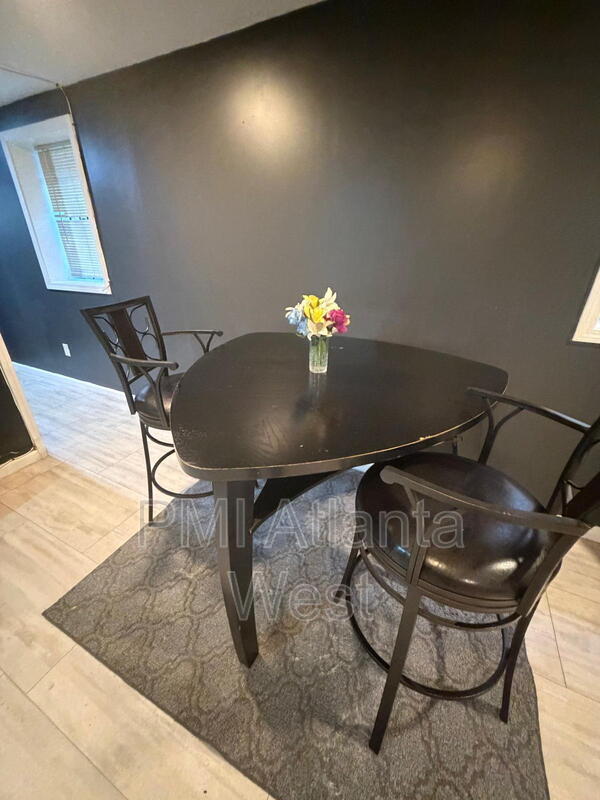 Foto del edificio - 1500 Avon Ave SW