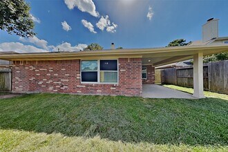 Building Photo - 16407 Redbud Berry Ln