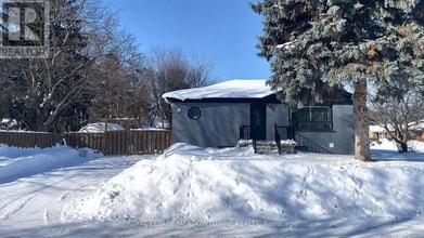 Building Photo - 4 Keats Ave