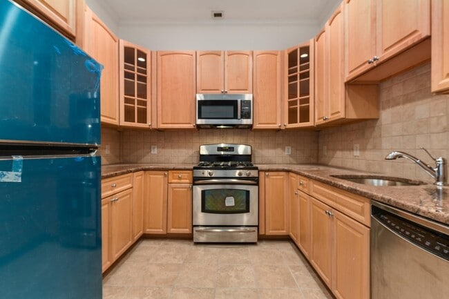 Foto del edificio - 311 Washington St