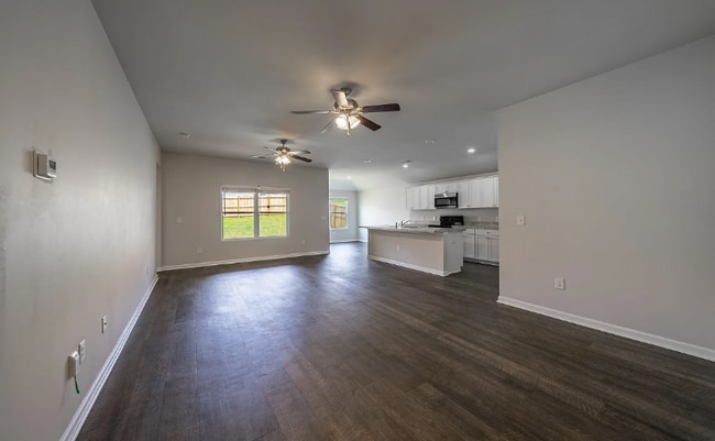 Building Photo - 150 Antler Wy