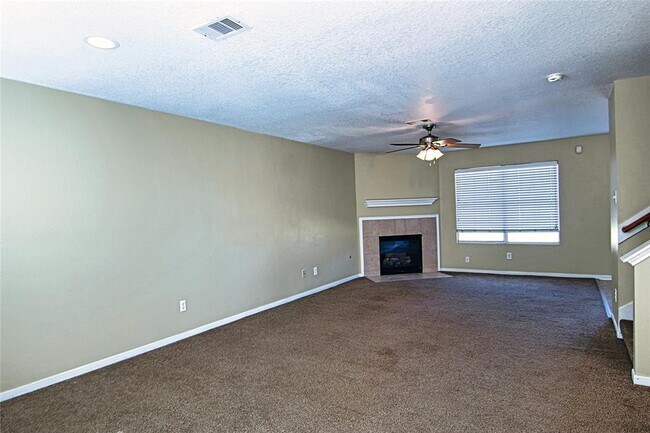 Building Photo - 15810 Pin Oak Ridge St