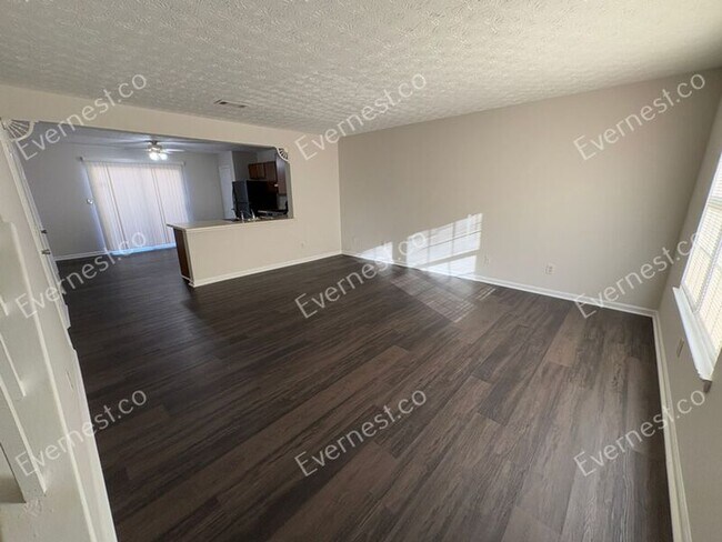 Building Photo - 426 Bainbridge Dr