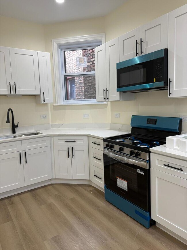 Foto del edificio - 5617 S Laflin St