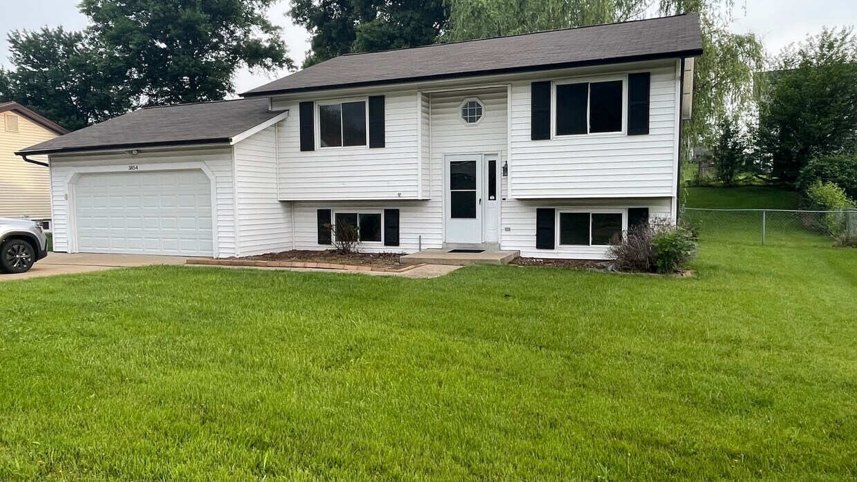 Primary Photo - 3854 Towers Rd