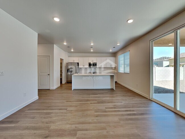 Building Photo - 4531 S 97th Dr