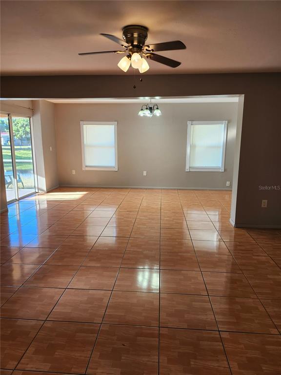 Building Photo - 2220 Birchcrest Blvd