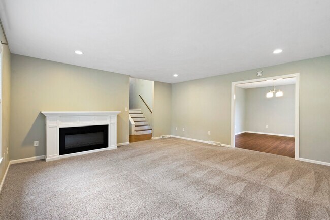 Building Photo - 2490 Coulterville Rd