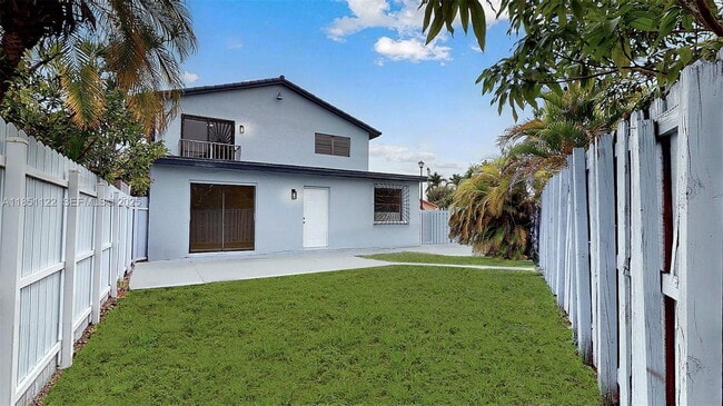 Photo - 917 SW 135th Ct House