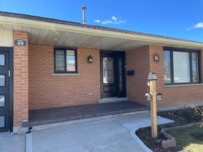 Building Photo - 49 Shaftsbury Dr