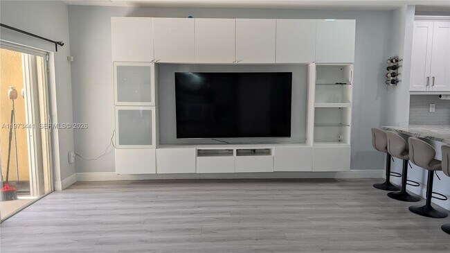 Foto del edificio - 14114 SW 51st Ln