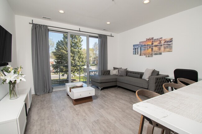 Foto del edificio - Live Well Apartments - Fully Furnished Units