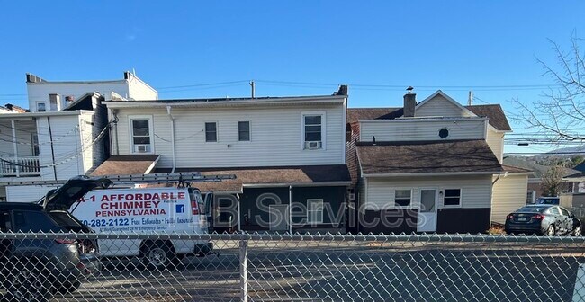 Foto del edificio - 731 Main St