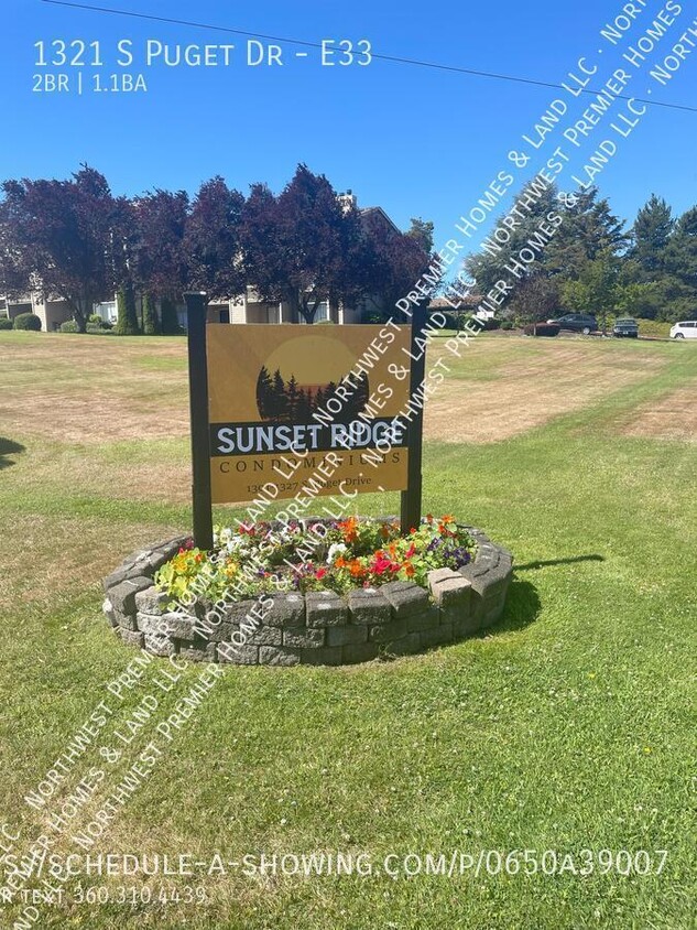 Primary Photo - Sunset Ridge 2 Bedroom Condo E33