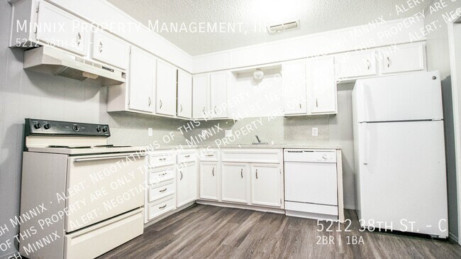 Foto del edificio - Red Oak Apartments