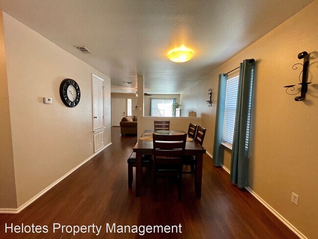 Foto del edificio - 3 br, 2 bath House - 8711 Shaenwest