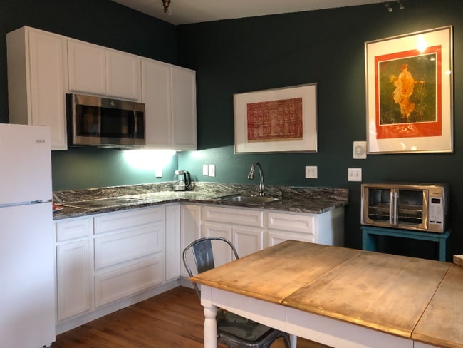 Building Photo - 980 11th St