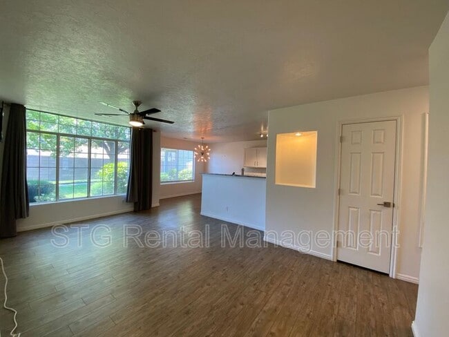 Building Photo - 6232 W 135 N