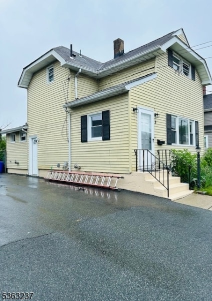 Building Photo - 3 Woodside Ave