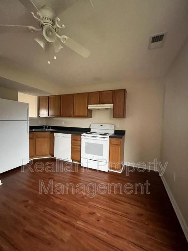 Building Photo - 231 John Sutherland Dr