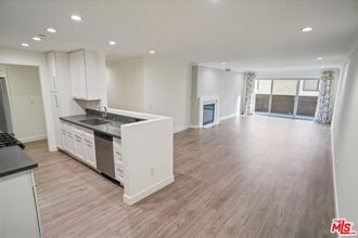 Building Photo - 5260 Bellingham Ave