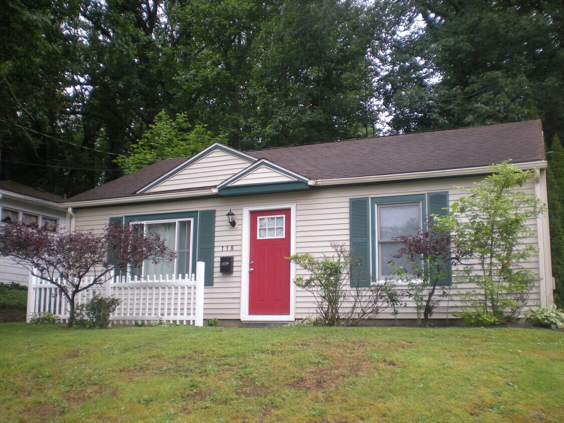 Foto principal - 118 Robinwood Blvd
